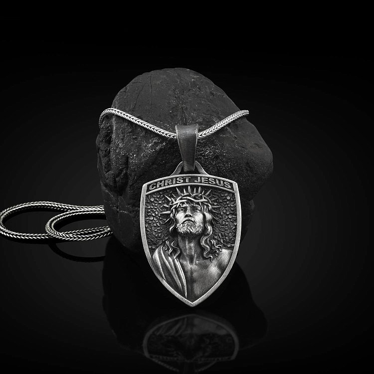 Серебряный кулон "Иисус Христос в терновом венце" 133175 от ювелирного магазина Оникс