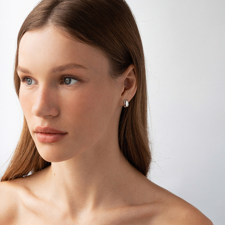 Сережки - пусети "Polly" у білому золоті с09182 від ювелірного магазину Онікс - 5