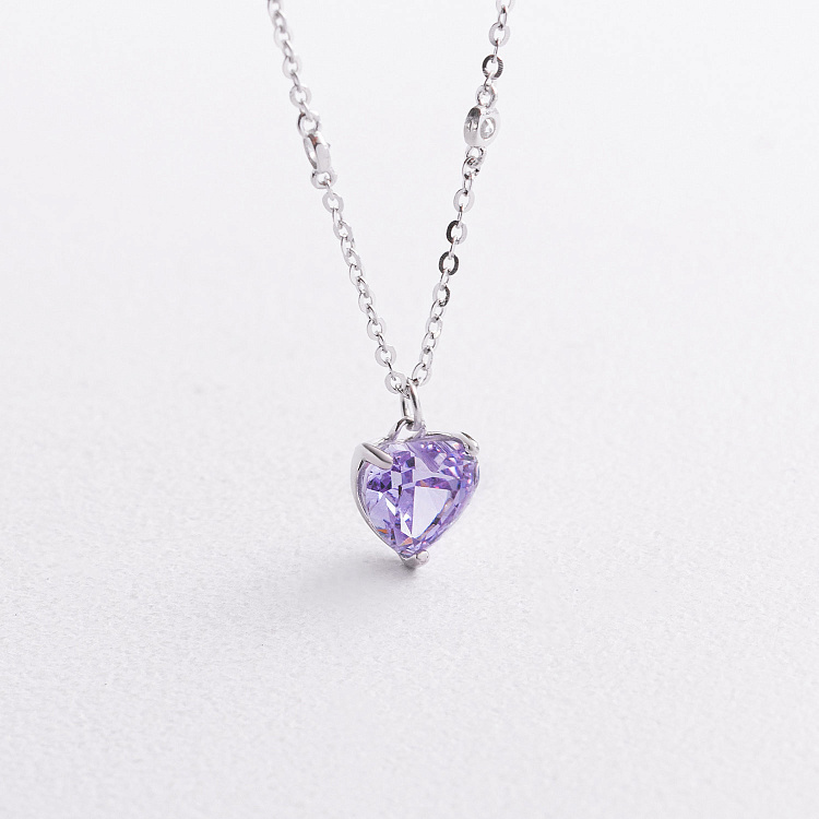 Срібне кольє "Сердечко" (фіолетовий та білі фіаніти) 181389 від ювелірного магазину Онікс