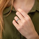 Кольцо с дорожкой голубых и желтых камней (белое золото) к07108 от ювелирного магазина Оникс - 5