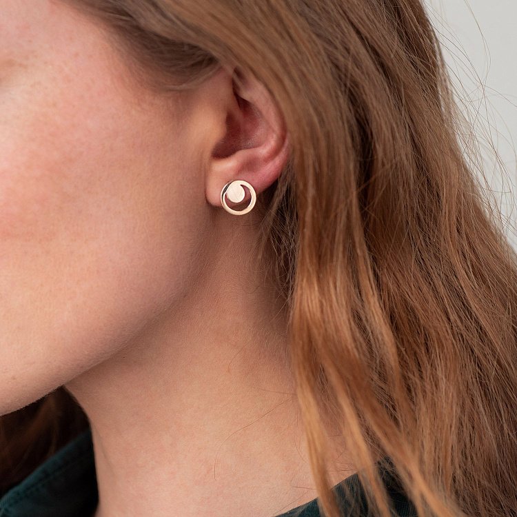 Сережки - пусети "Щирість" в червоному золоті с06974 від ювелірного магазину Онікс - 5