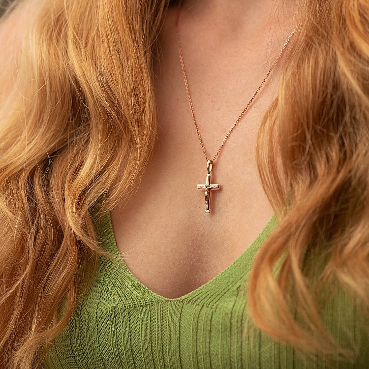 Золотий хрестик "Розп'яття. Спаси і Збережи" п03966 від ювелірного магазину Онікс - 1