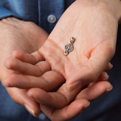 Золотой православный крестик с чернением п03214 №2