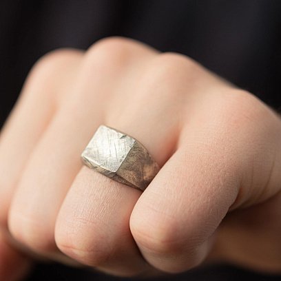 Мужская серебряная печатка 112722 №2