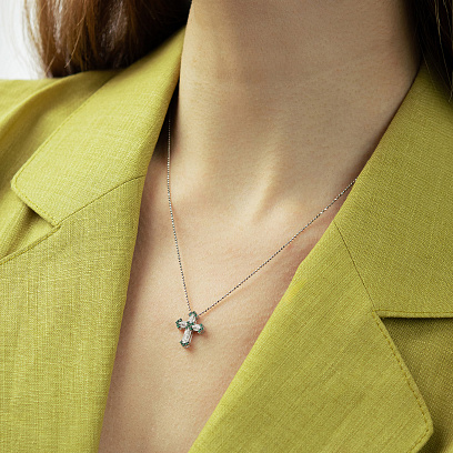 Хрестик у білому золоті (діаманти, смарагди) пб0390ca №5