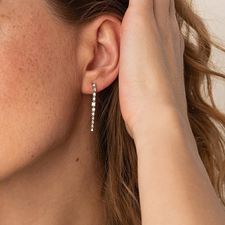 Золотые серьги - пусеты с бриллиантами сб0431ca от ювелирного магазина Оникс - 1