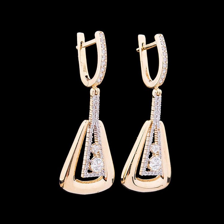 Золоті сережки "Гітара" з фіанітами с03620 від ювелірного магазину Онікс