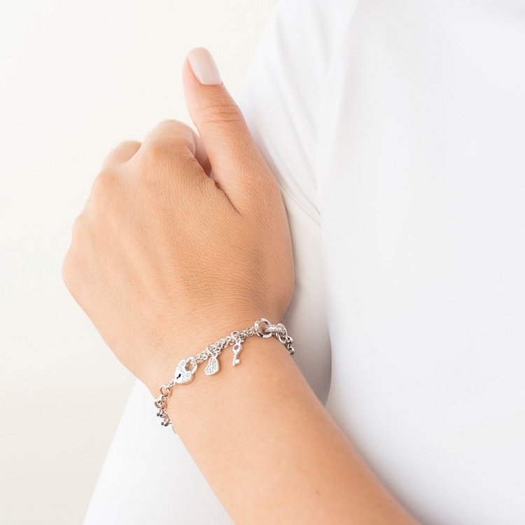 Золотой браслет "Сердечко и ключик"  (фианиты) б03425 от ювелирного магазина Оникс