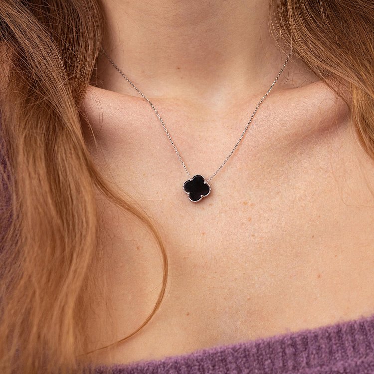 Срібне кольє "Конюшина" з оніксом 18341 від ювелірного магазину Онікс - 3