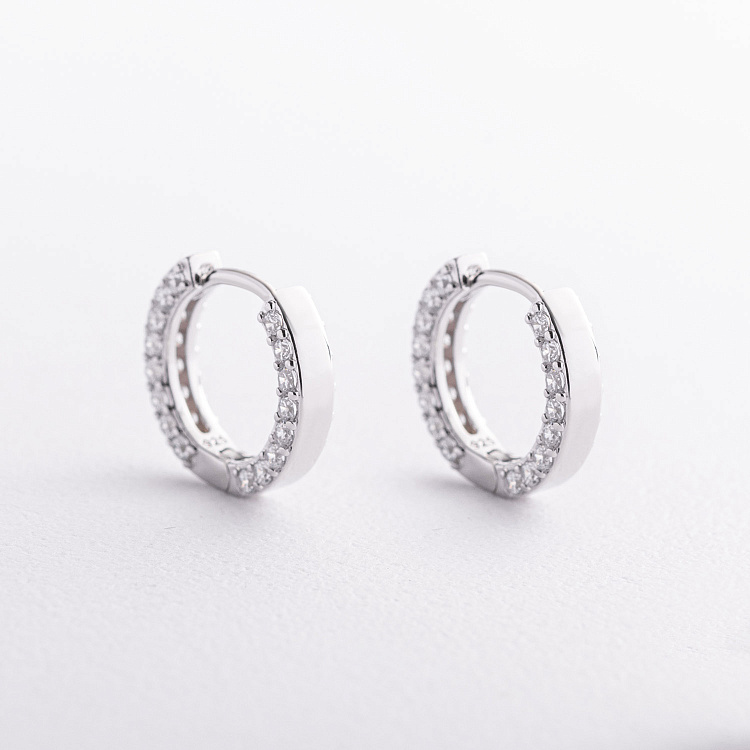 Серебряные серьги - кольца с фианитами 123560 от ювелирного магазина Оникс