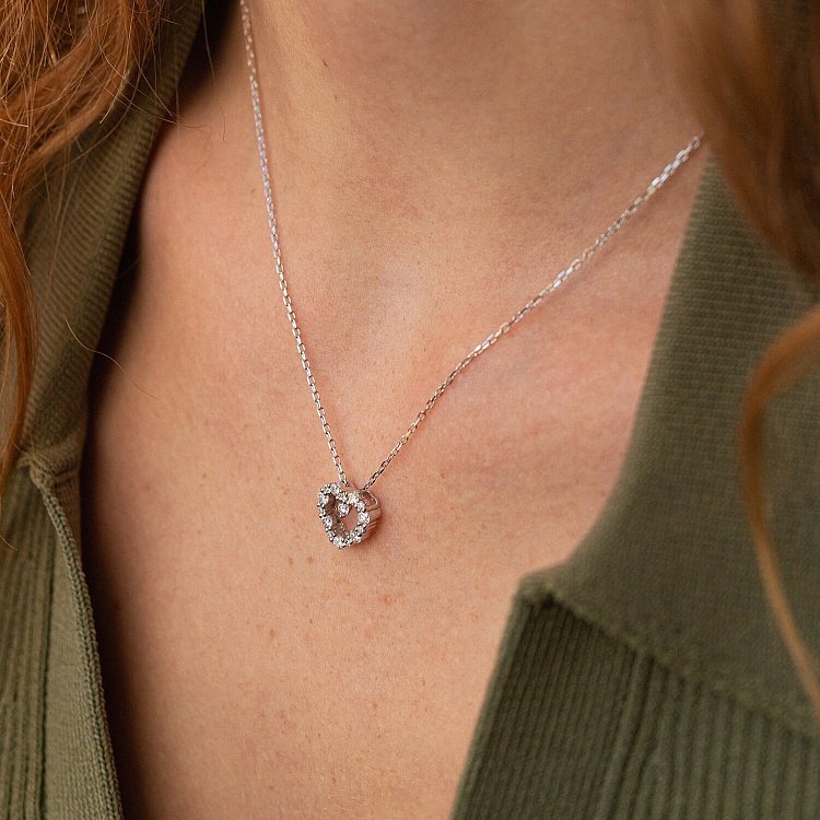 Золотое колье "Сердечко" с бриллиантами колб0081cha от ювелирного магазина Оникс - 1