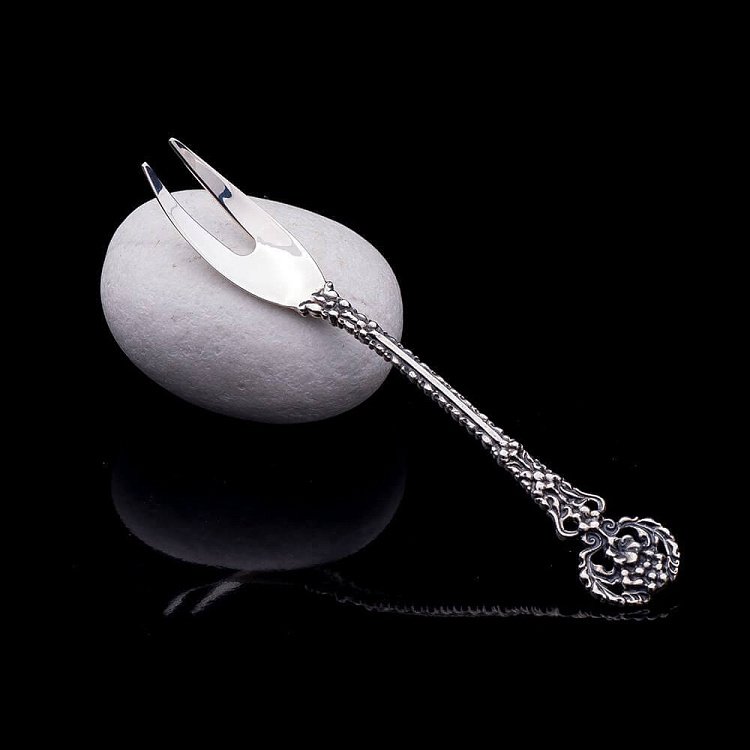 Серебряная вилка 24033 от ювелирного магазина Оникс - 4