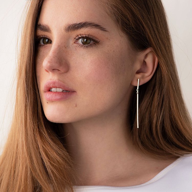 Срібні сережки - пусети в стилі мінімалізм 122586 від ювелірного магазину Онікс - 16