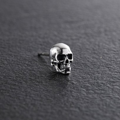 Моносерьга "Череп" в серебре 1266