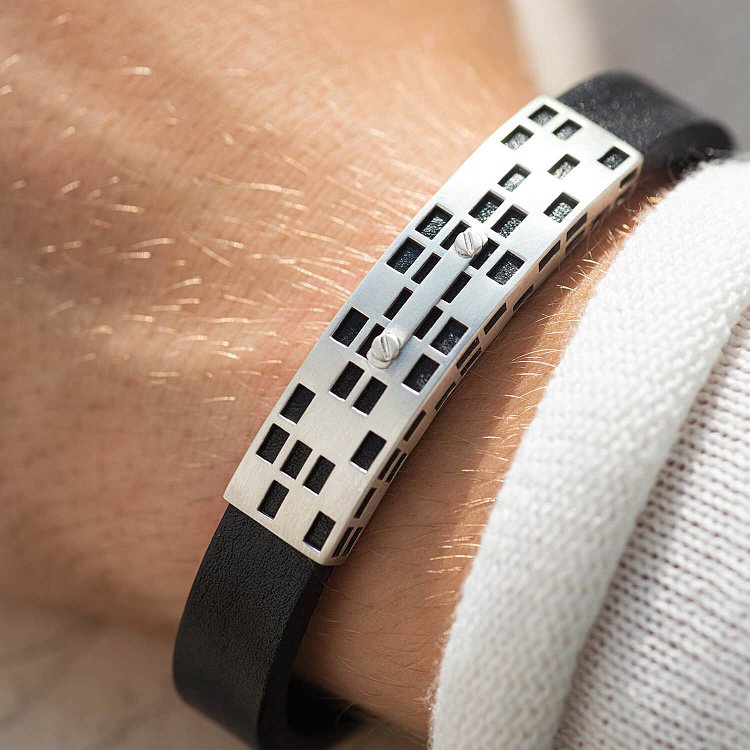 Шкіряний браслет зі срібними вставками 366 від ювелірного магазину Онікс - 5