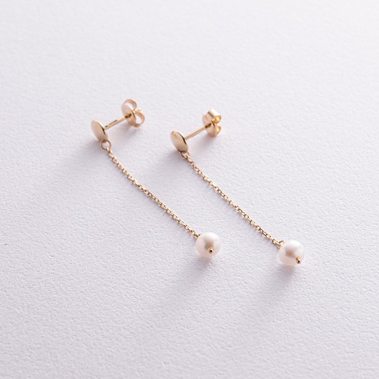 Серьги - пусеты "Жемчужина на цепочке" в желтом золоте с08293 от ювелирного магазина Оникс - 4