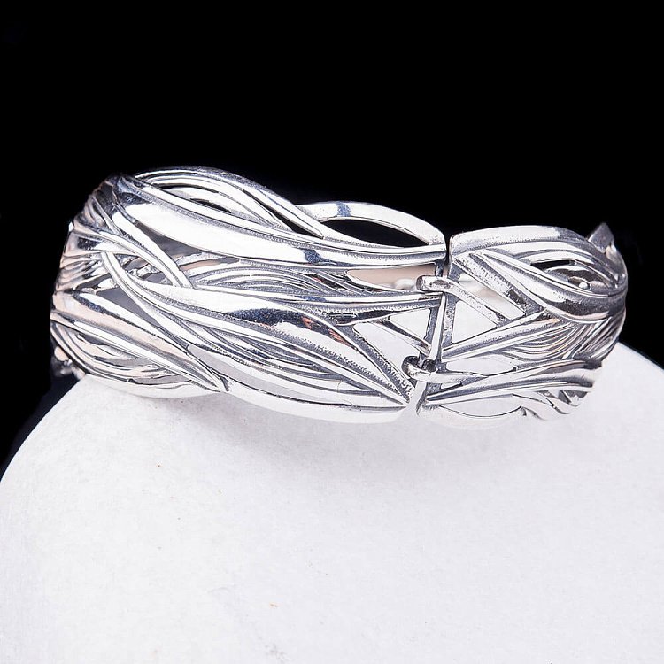 Серебряный браслет 14883 от ювелирного магазина Оникс