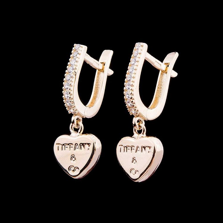 Золотые серьги с фианитами с04147 от ювелирного магазина Оникс