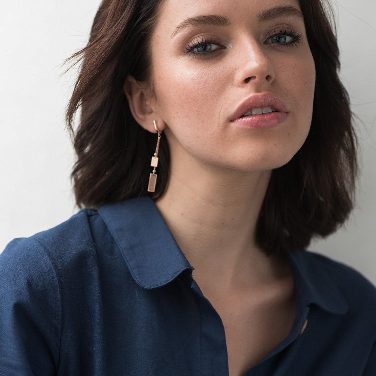 Золоті сережки на англійській застібці с06351 від ювелірного магазину Онікс - 1