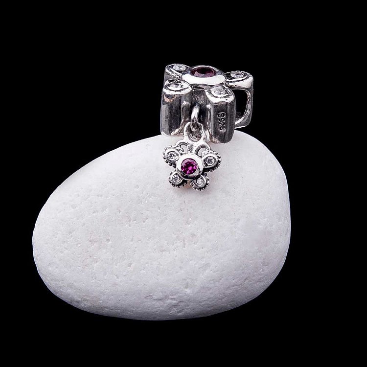 Серебряный шарм "Бабочки" с фианитами 132276ф от ювелирного магазина Оникс - 2