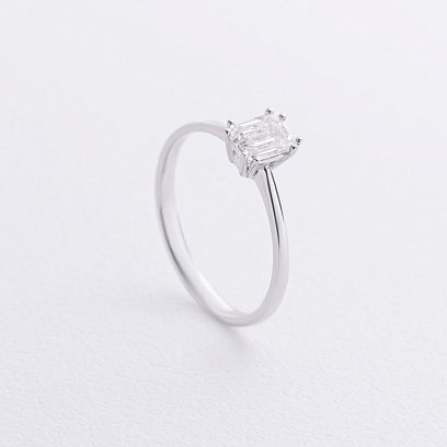 Помолвочное золотое кольцо с бриллиантом 241931121