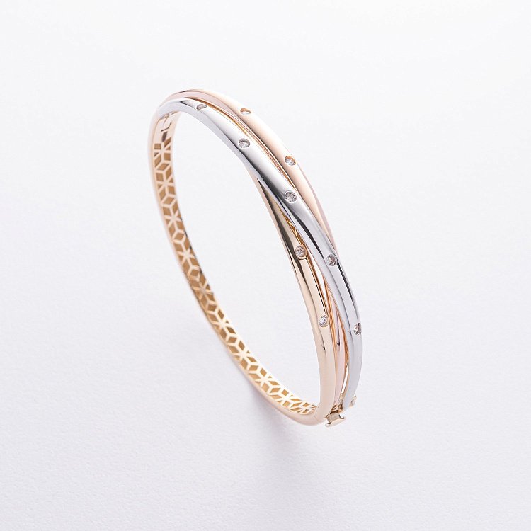 Жорсткий браслет з трьох кольорів золота (фіаніти) б04495 від ювелірного магазину Онікс