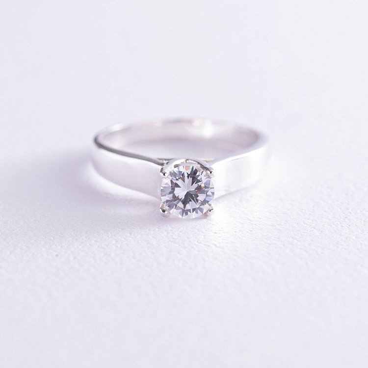 Заручальна каблучка з фіанітом 111339 - 1 Заручальна каблучка з фіанітом 111339 від ювелірного магазину Онікс - 1