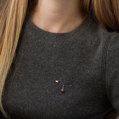 Золотая детская булавка "Божья коровка" с эмалью зак00160 №2