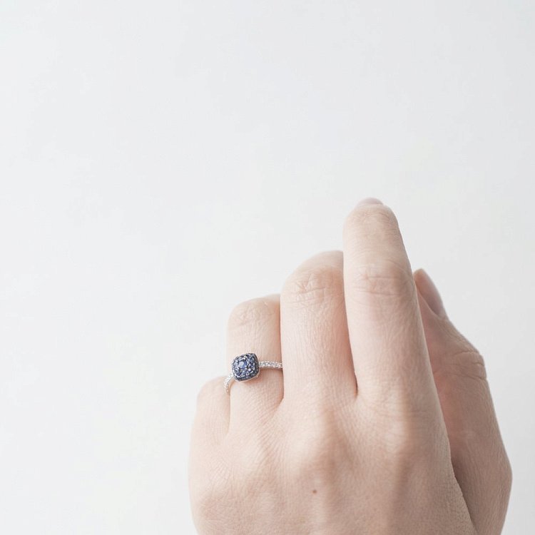 Каблучка золота з сапфірами і діамантами кб0104са від ювелірного магазину Онікс - 1