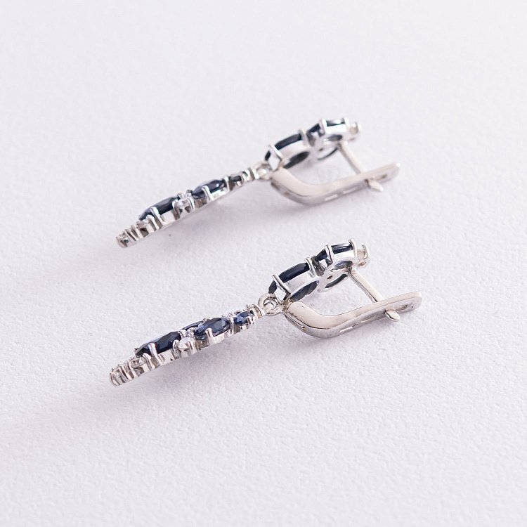 Серебряные серьги с синтетическими сапфирами и фианитами 2950/9р-HSPH от ювелирного магазина Оникс - 3