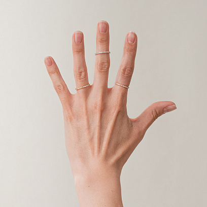 Кольцо с дорожкой камней в желтом золоте к08278 №4