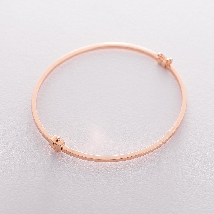 Жорсткий браслет з червоного золота б03736 від ювелірного магазину Онікс