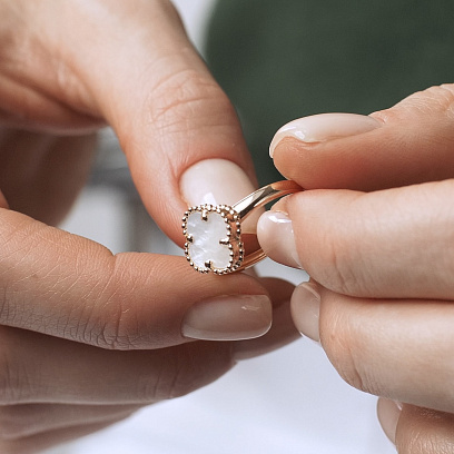 Золотое кольцо "Клевер" (перламутр) к06327 №3