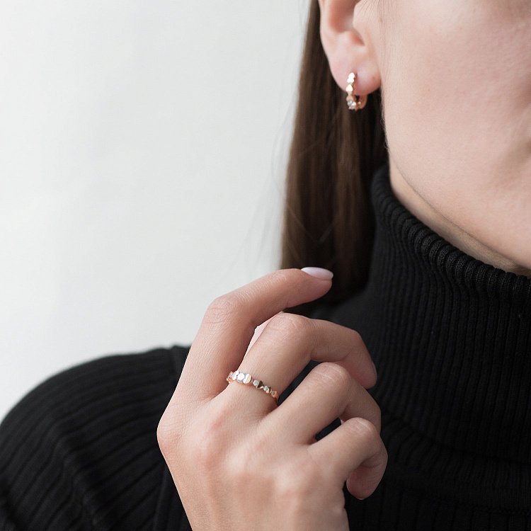 Золотые серьги Сердечки с фианитами с06587 от ювелирного магазина Оникс - 2