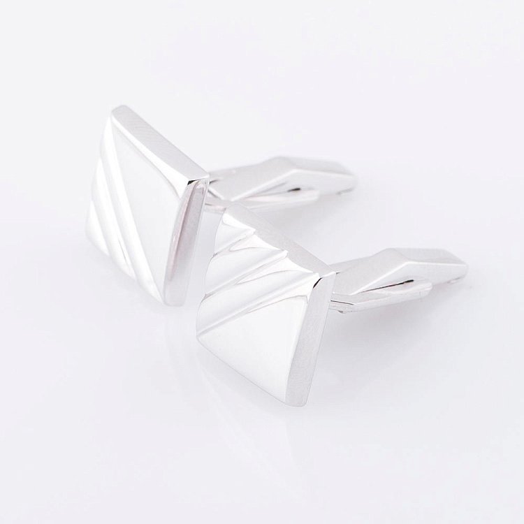 Мужские запонки из белого золота зап00059 от ювелирного магазина Оникс