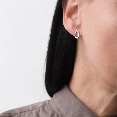 Серьги - пусеты "Маленькие капельки" в белом золоте с06414