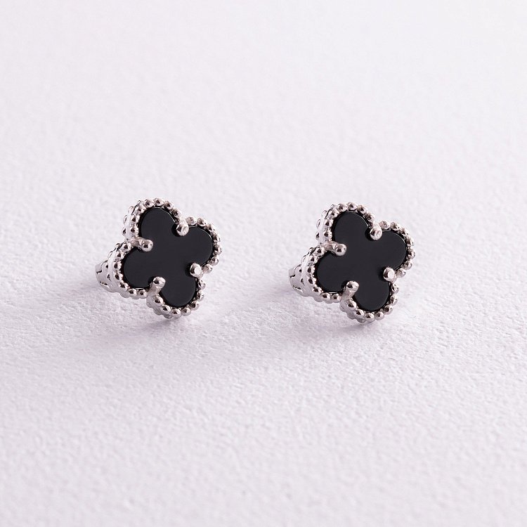 Срібні сережки "Конюшина" з оніксом 121591 від ювелірного магазину Онікс