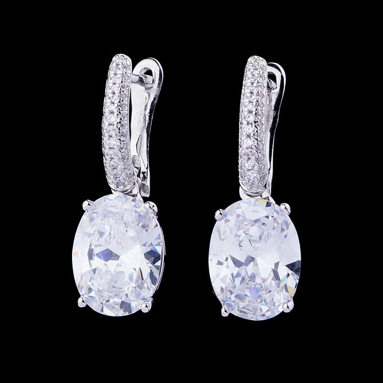 Срібні сережки з фіанітами 122006 від ювелірного магазину Онікс - 1