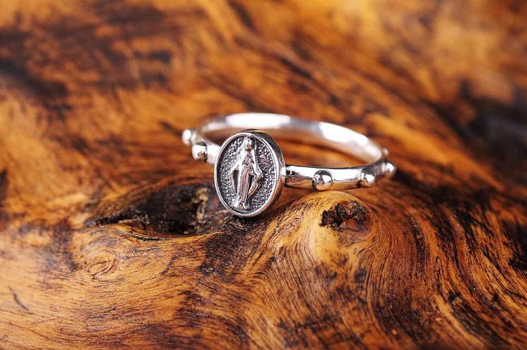 Кольцо католическое "Розарий" 111142 - 1 Кольцо католическое "Розарий" 111142 от ювелирного магазина Оникс - 1