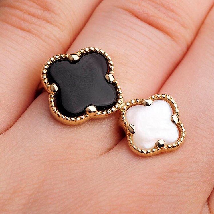 Золота жіноча каблучка "Конюшина" з перламутром к03283 від ювелірного магазину Онікс - 3