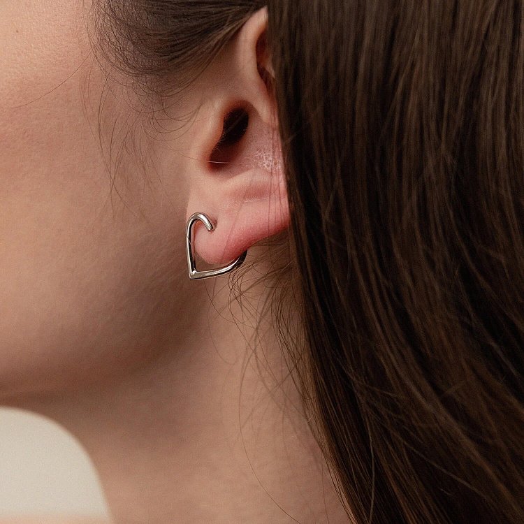 Сережки - пусети "Сердечки" у білому золоті с08089 від ювелірного магазину Онікс - 5