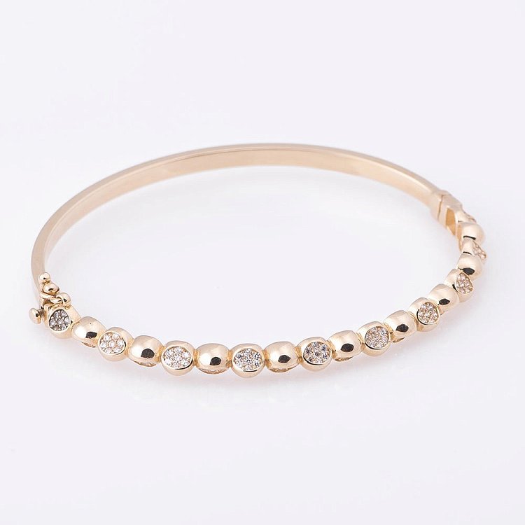 Золотий браслет з кульками (фіаніти) б02782 від ювелірного магазину Онікс