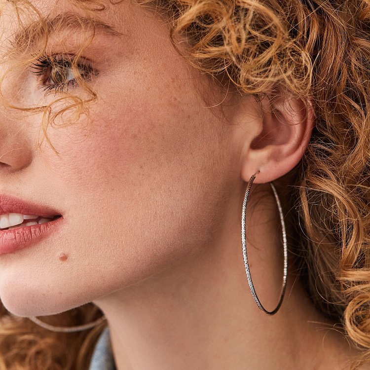 Сережки - кільця в сріблі (5.3 см) 122956 від ювелірного магазину Онікс - 1