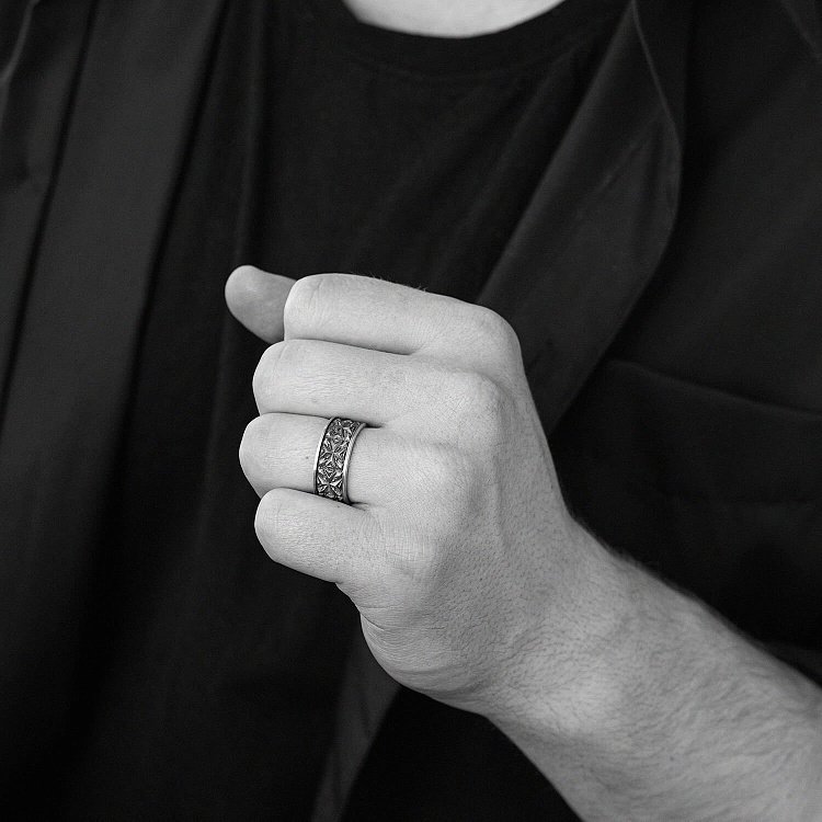 Срібна текстурна каблучка 7018 від ювелірного магазину Онікс - 9