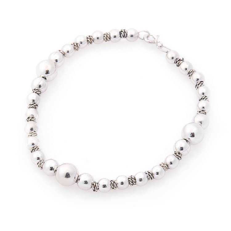 Серебряный браслет с шариками 141304 от ювелирного магазина Оникс
