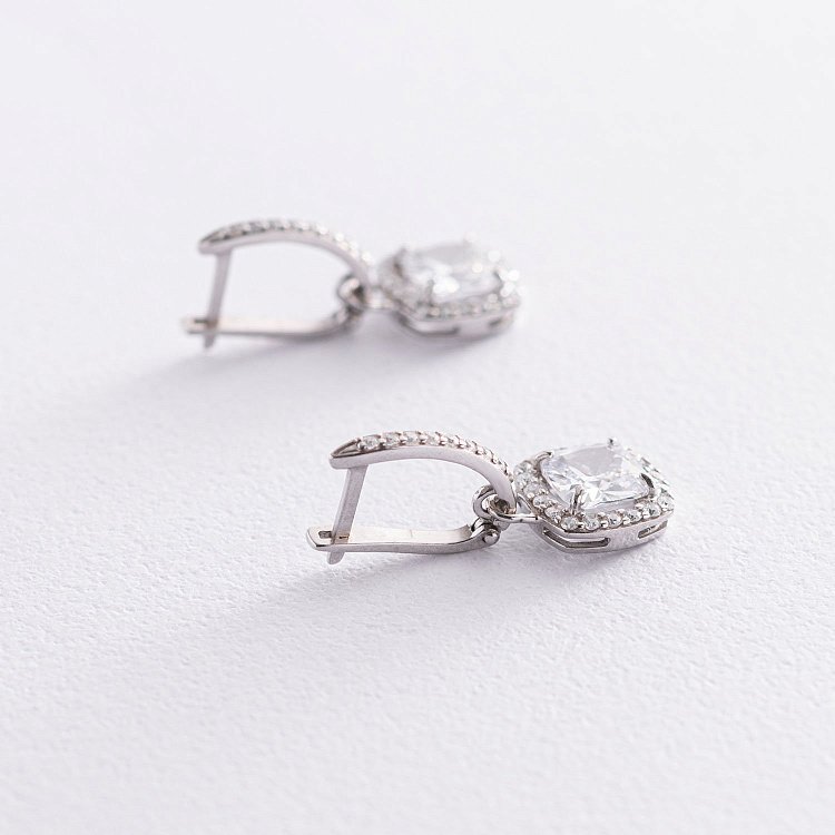Серебряные серьги с белыми фианитами 122923 от ювелирного магазина Оникс - 3