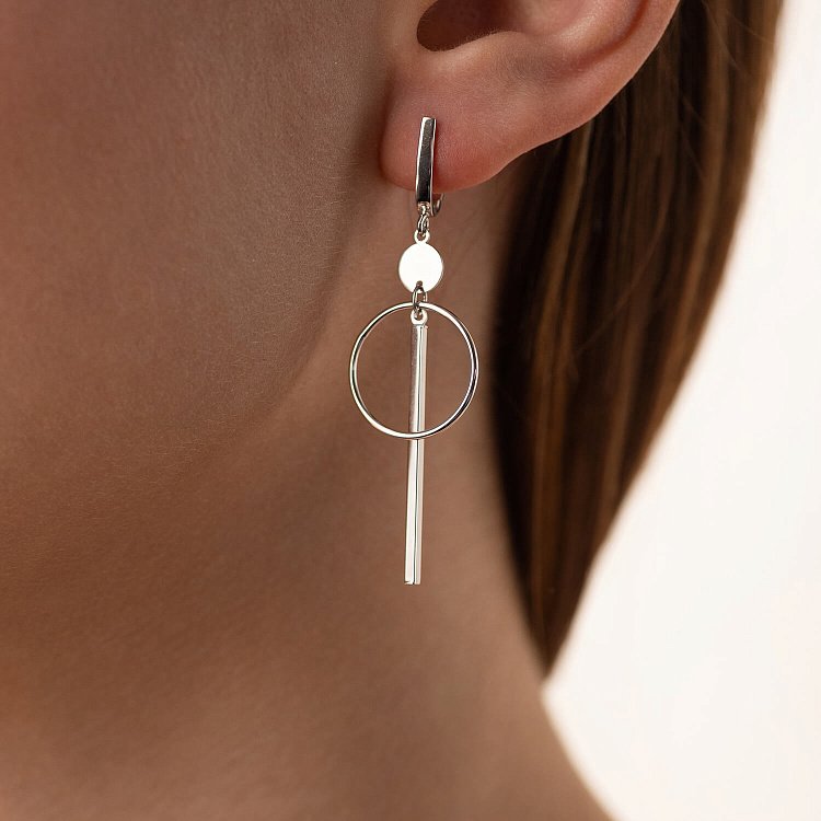 Серьги "Геометрия" в белом золоте с08153 от ювелирного магазина Оникс