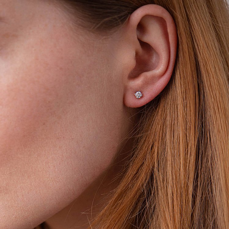 Золотые серьги - пусеты с бриллиантами сб0383z от ювелирного магазина Оникс - 1