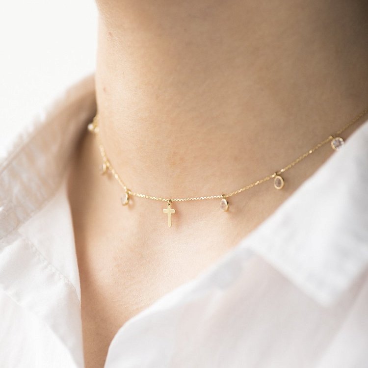 Золоте кольє з хрестиком (фіаніти) кол01308 від ювелірного магазину Онікс - 1