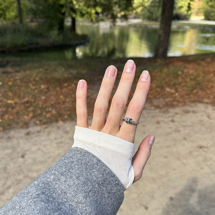 Срібна каблучка "Вузол" 1504 від ювелірного магазину Онікс - 2